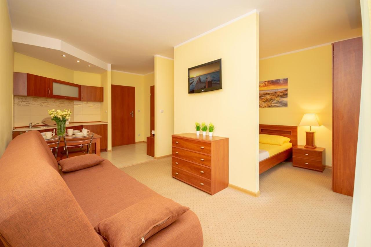 Pensjonat Marynarski - Apartamenty Darlowko Luaran gambar
