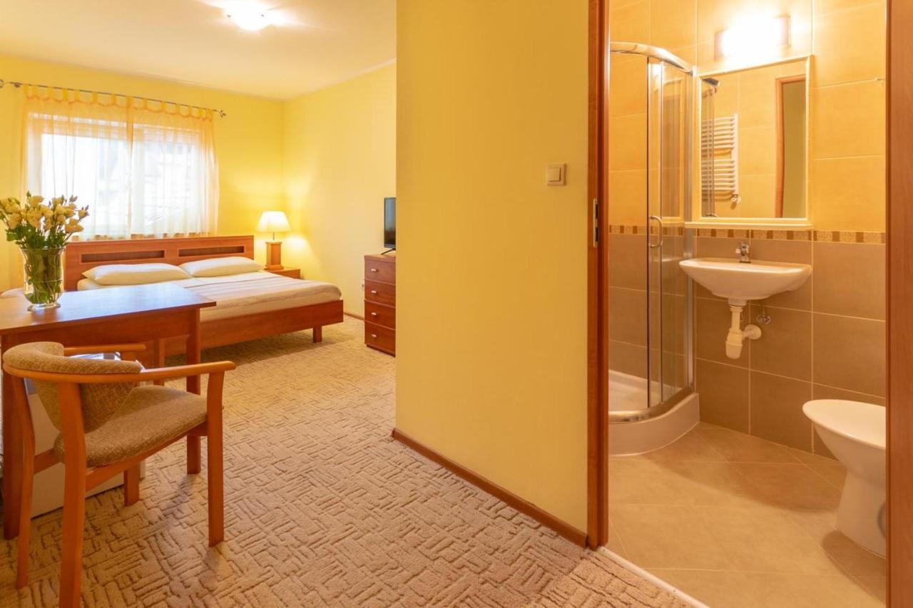 Pensjonat Marynarski - Apartamenty Darlowko Luaran gambar