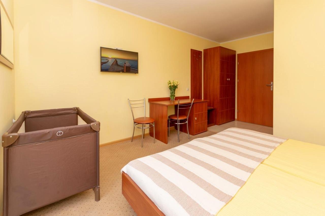 Pensjonat Marynarski - Apartamenty Darlowko Luaran gambar